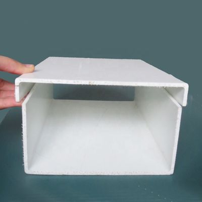 安全で耐久的なソリューションのための隔離された梯子