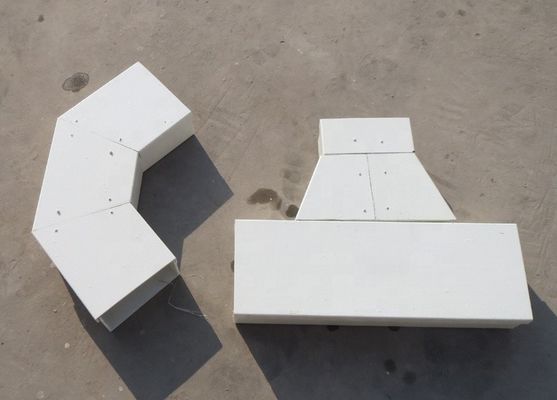 安全で耐久的なソリューションのための隔離された梯子