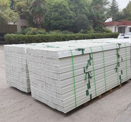 切断サービス 高強度ガラス繊維GRPFRPビーム プラスチック豚床サポートビーム