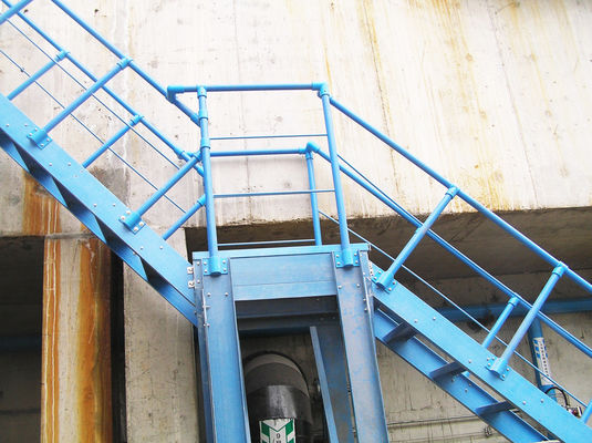 GRP FRP 階段ハンドル 工業設計の階段