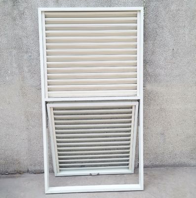 電気フェンスと安全のためのガラス繊維のガラスのガラスの壁