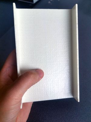パーソナライズされた要求に応じて構造のサポートのためのプルトラス FRPチャネル/I ビーム