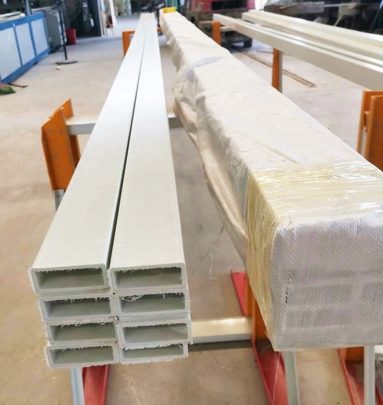 構造 高強度 ガラス繊維 平面管 FRP プラスチック複合物 直角柱 長さ 1m から 11.6m